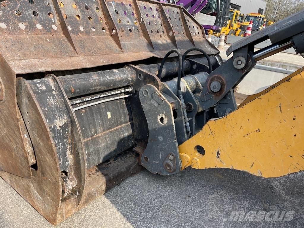 Liebherr 550 CDC + BSS Kolesové nakladače