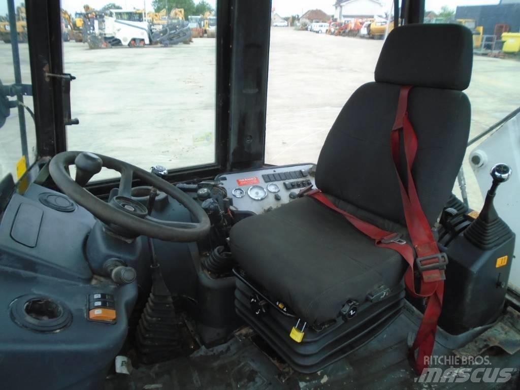 JCB 2 CX Rýpadlo-nakladače