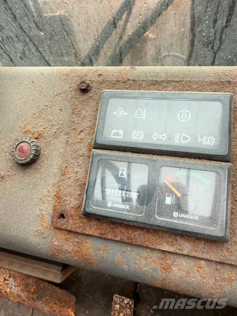 Manitou MC 30 D Terénne vysokozdvižné vozíky