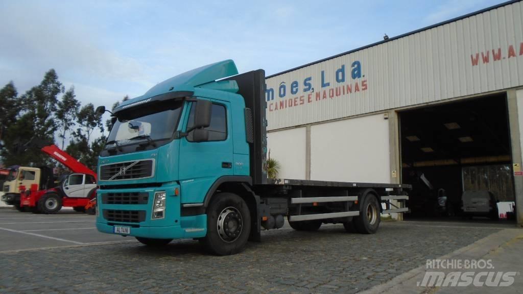 Volvo FM 9 300 Plošinové nákladné automobily/nákladné automobily so sklápacími bočnicami
