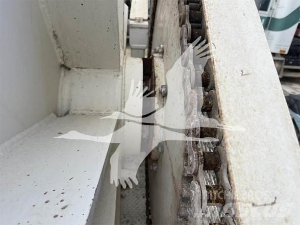 TSE DP165 Skeletové prívesy