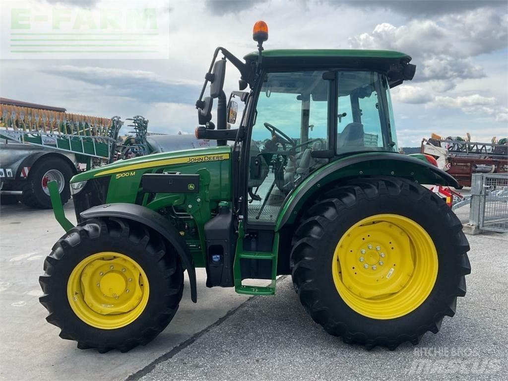 John Deere 5100M Traktory