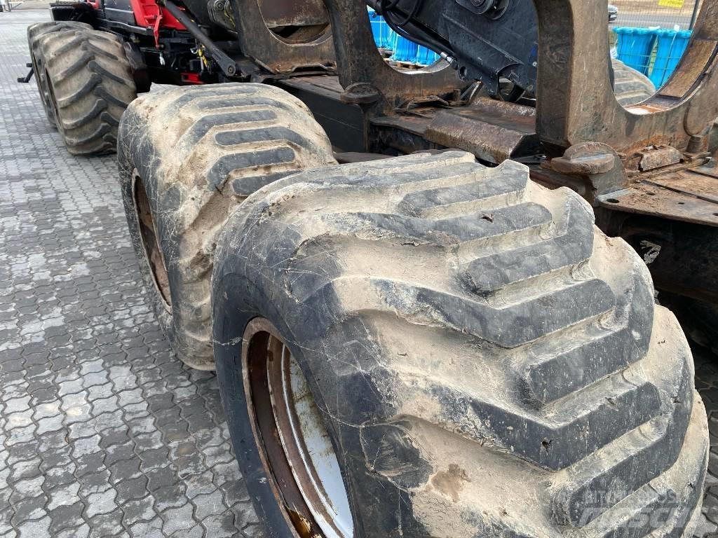 Komatsu 875 Lesné traktory