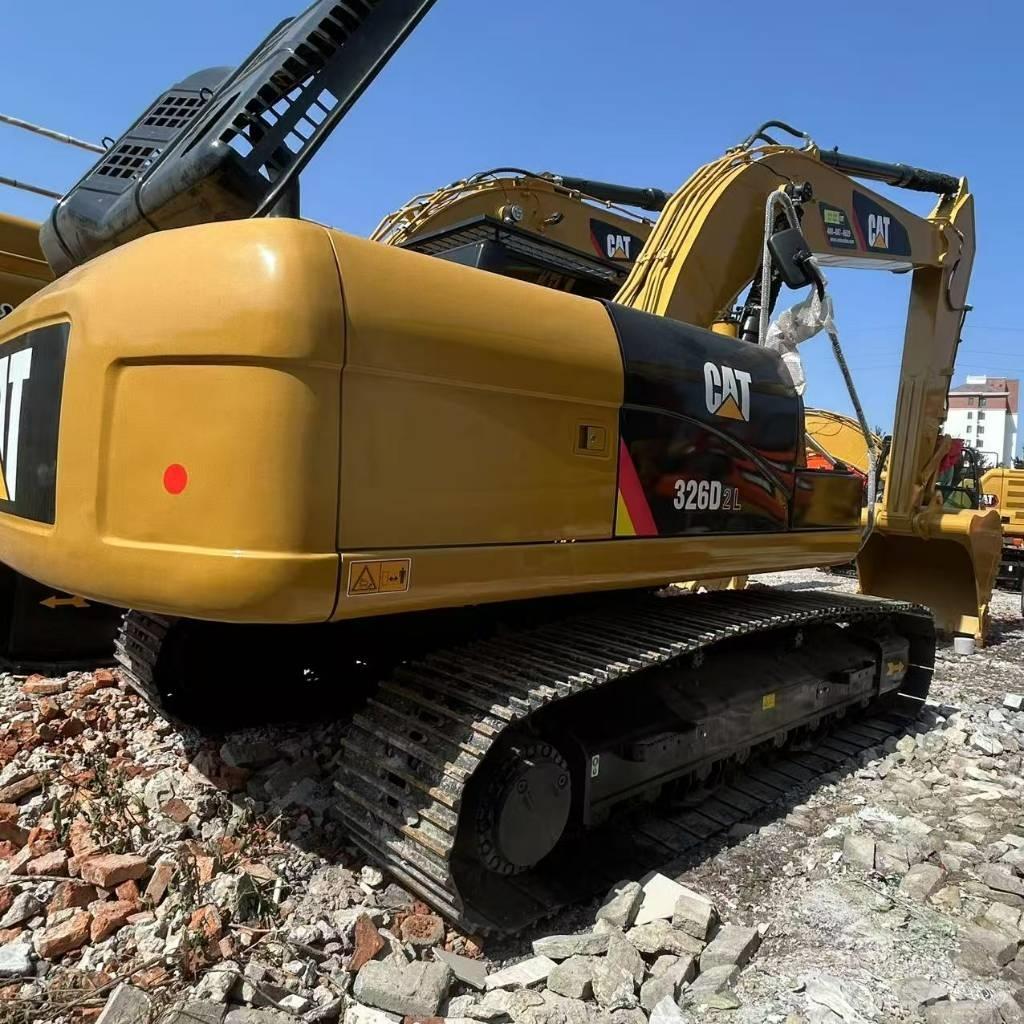 CAT 326D2L Pásové rýpadlá