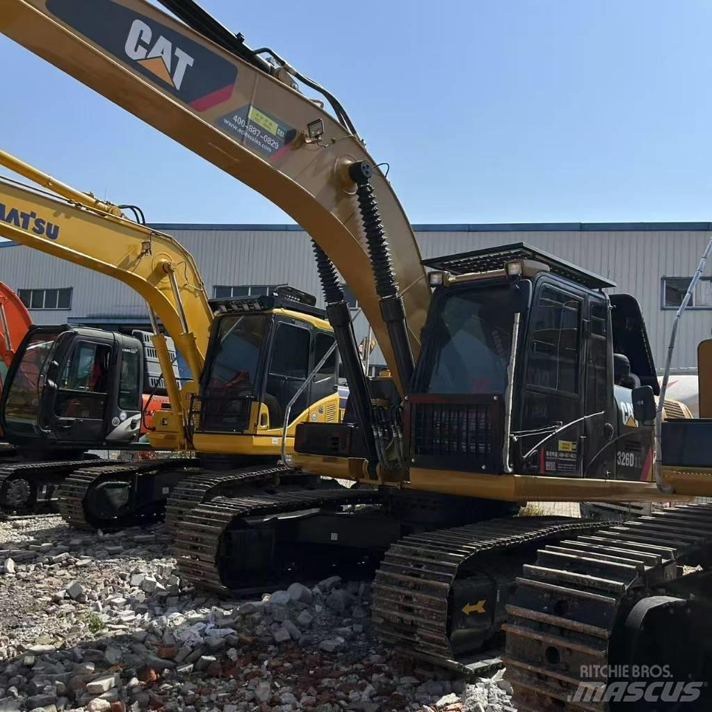 CAT 326D2L Pásové rýpadlá