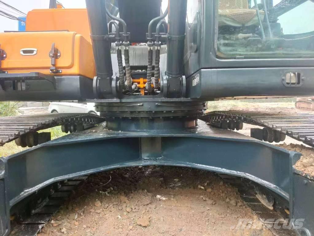 Hyundai 220LC-9S Pásové rýpadlá