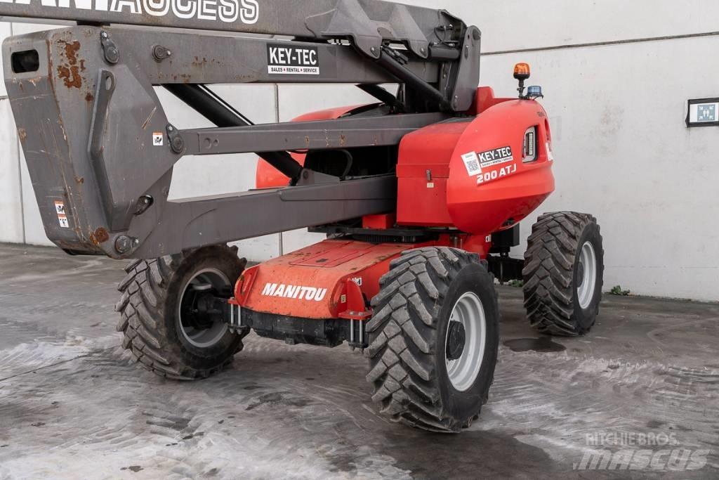 Manitou 200 ATJ Kĺbové plošiny