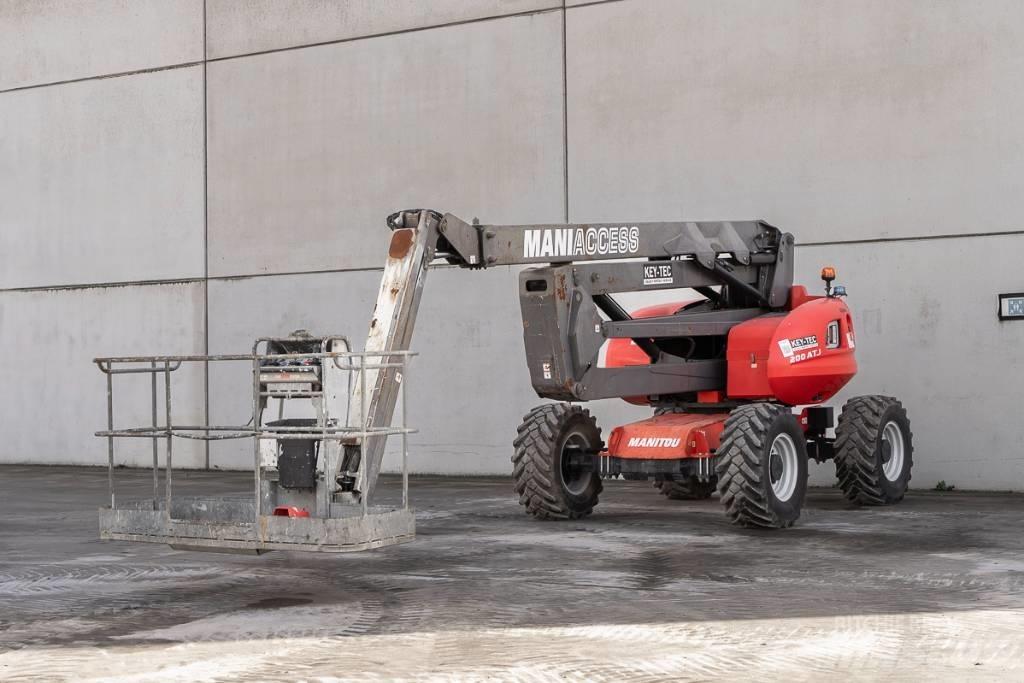 Manitou 200 ATJ Kĺbové plošiny