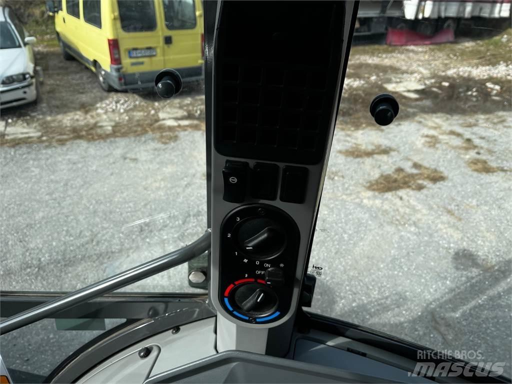 CASE 695SV 4X4 Iné