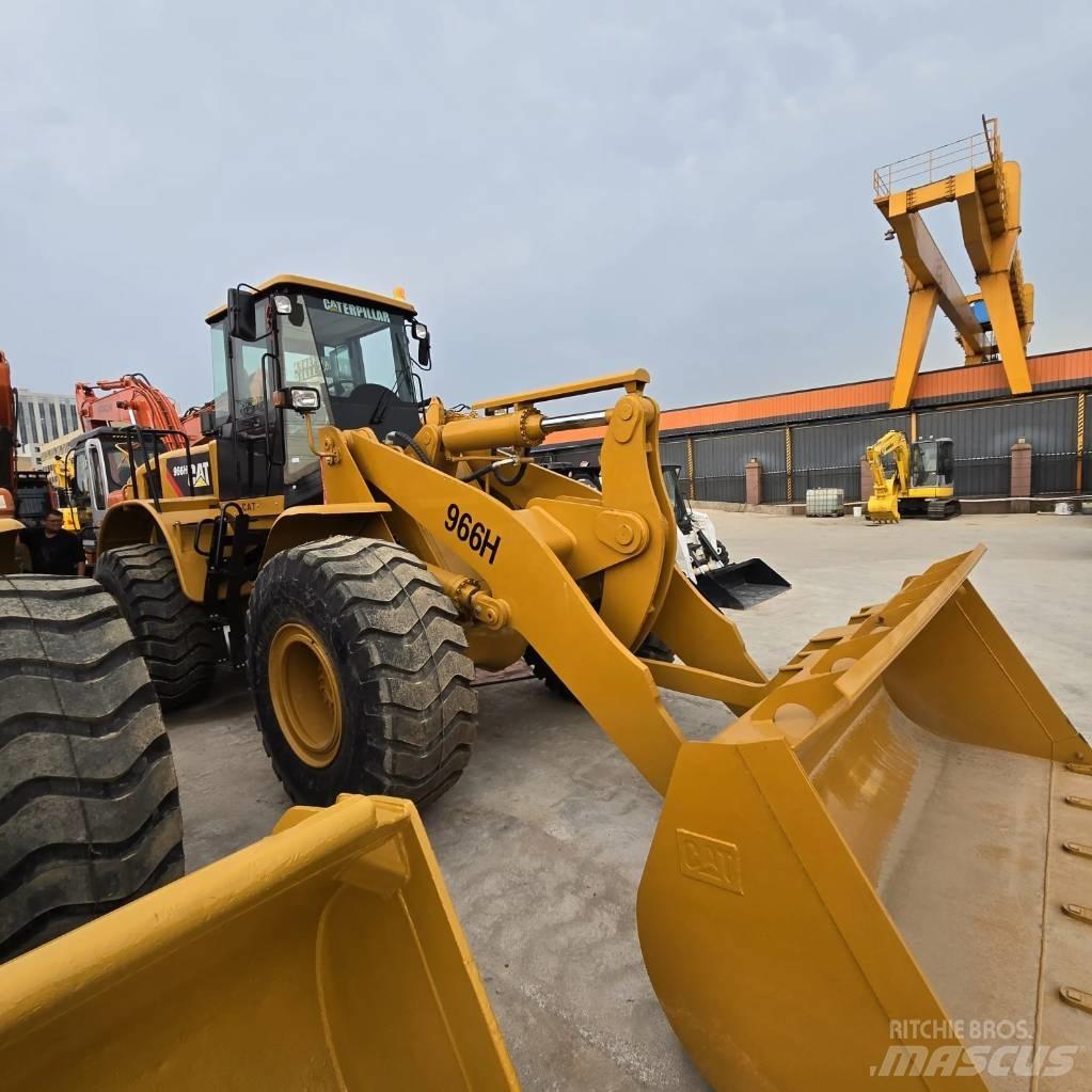 CAT 966 H Kolesové nakladače