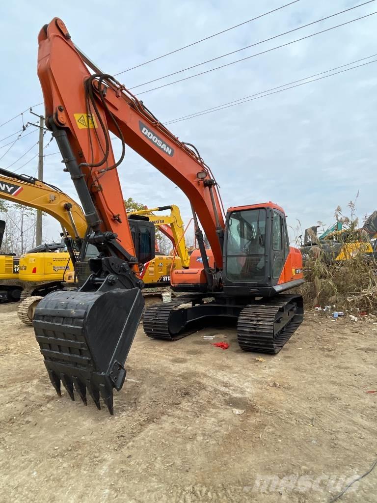 Doosan dx150 Pásové rýpadlá