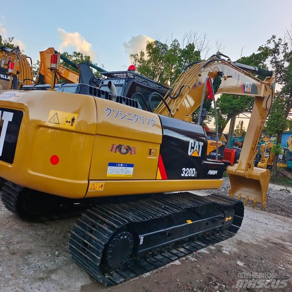 CAT 320 D Pásové rýpadlá