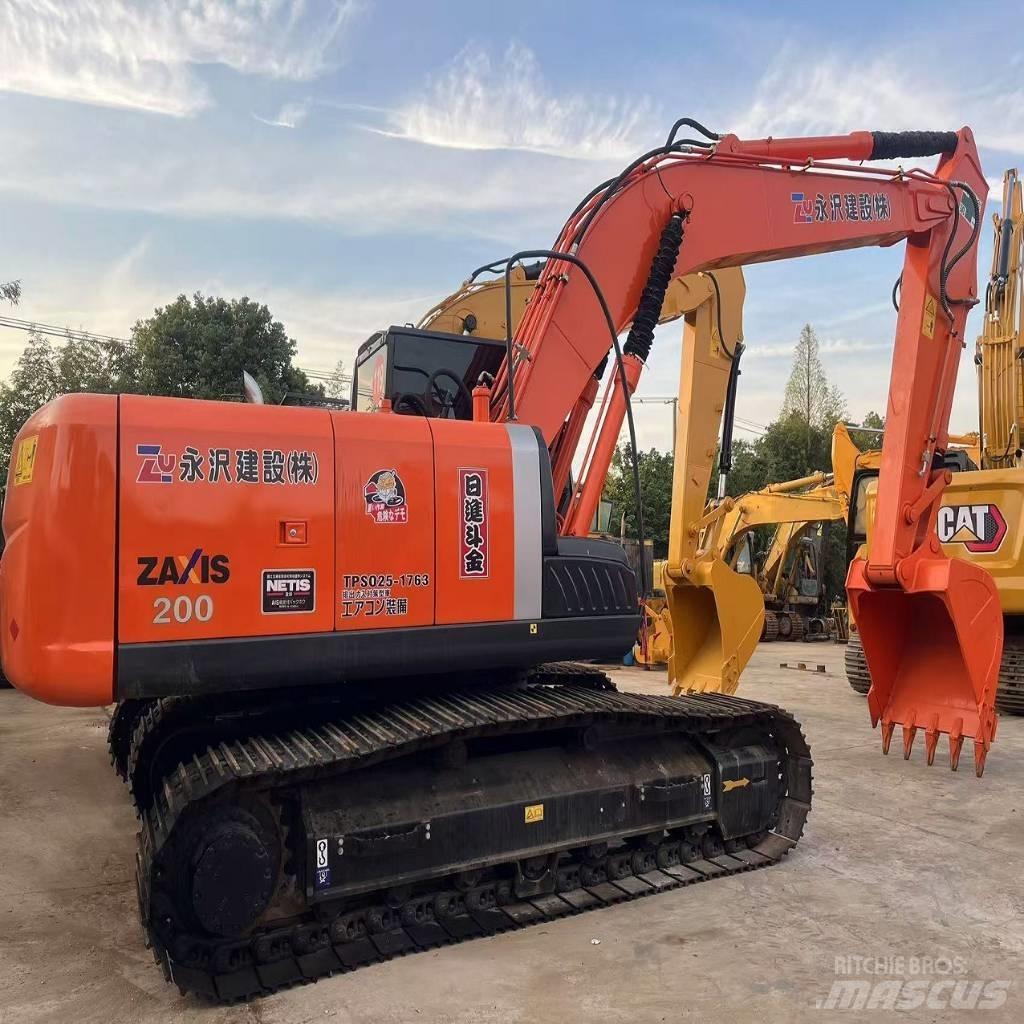 Hitachi zx200 Pásové rýpadlá