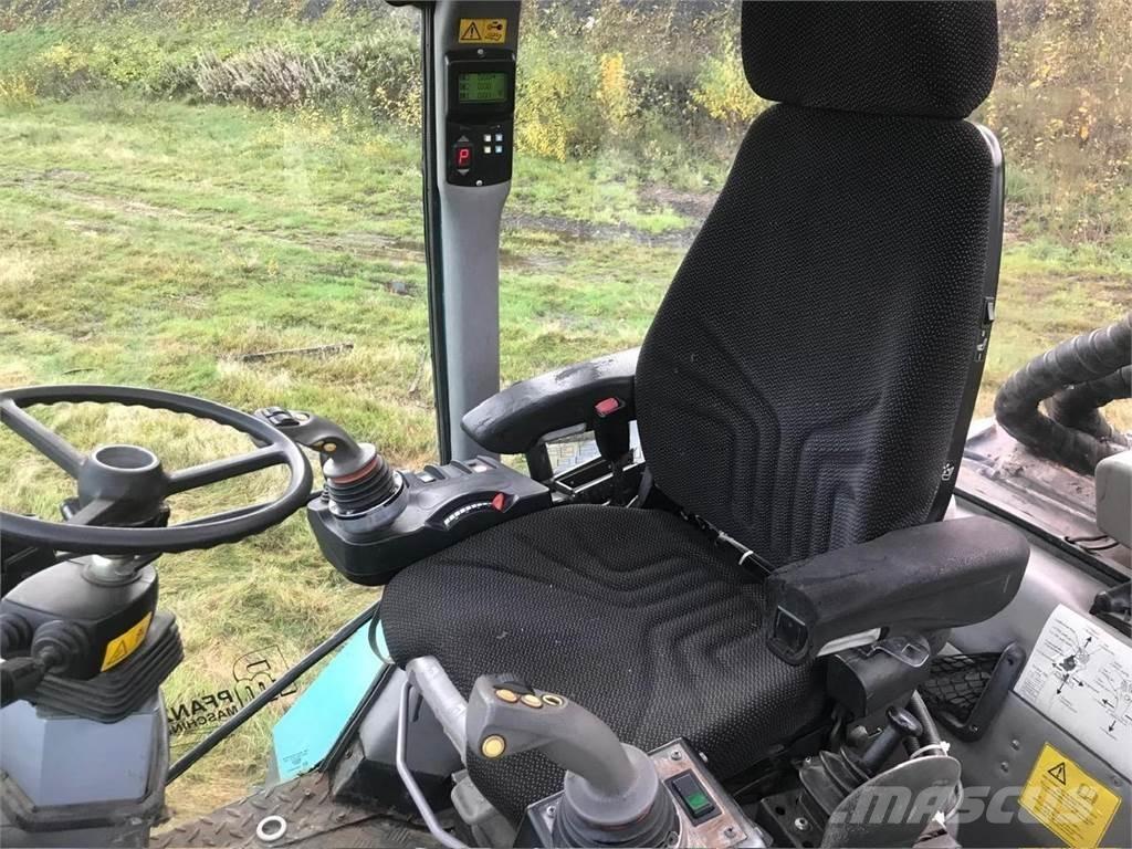 PM Trac 2355 Ďalšie poľnohospodárske stroje