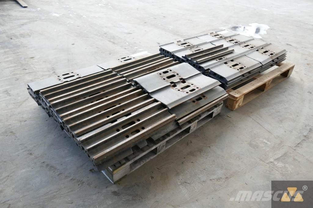 CAT 320 Trackshoes Pneumatiky, kolesá a ráfiky