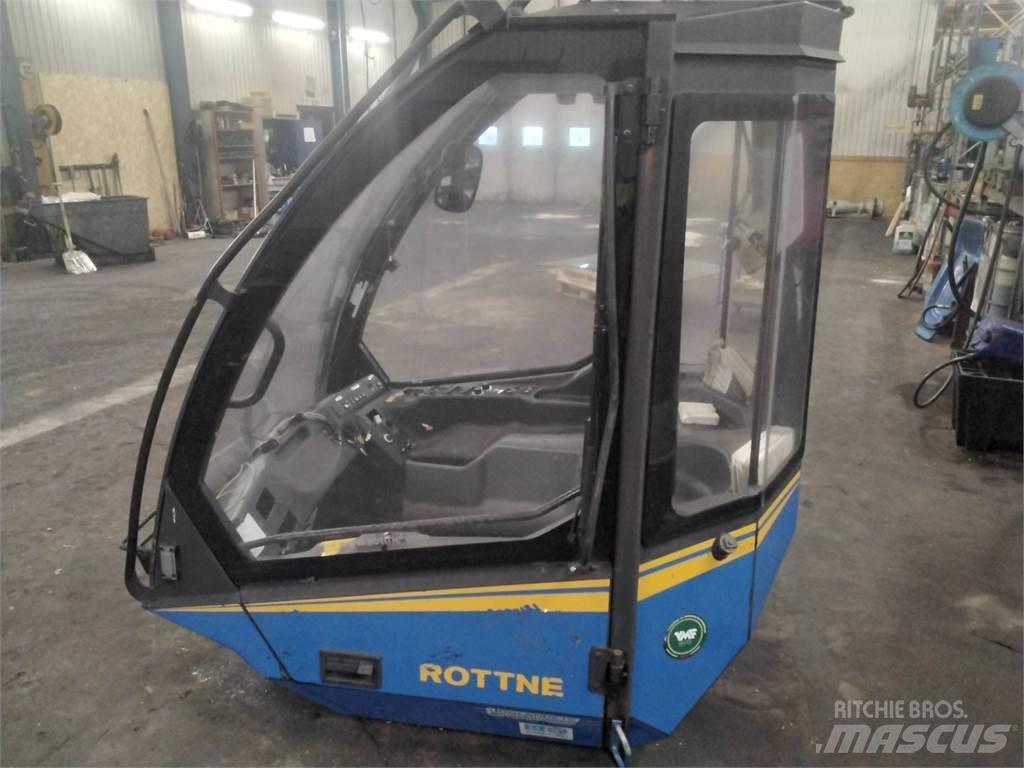 Rottne H20 Kabíny a interiér