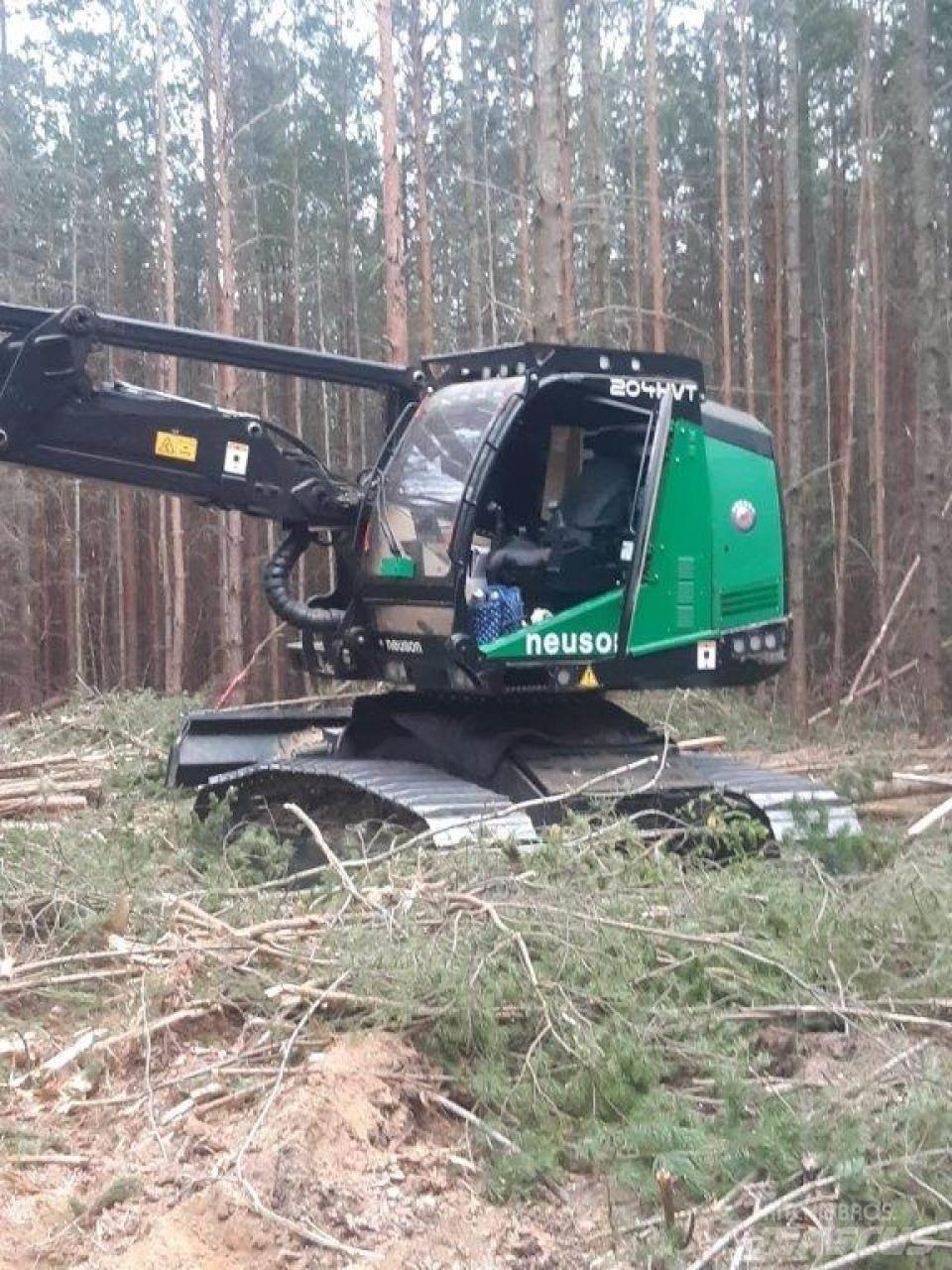 Neuson 204 HVT Harvestory