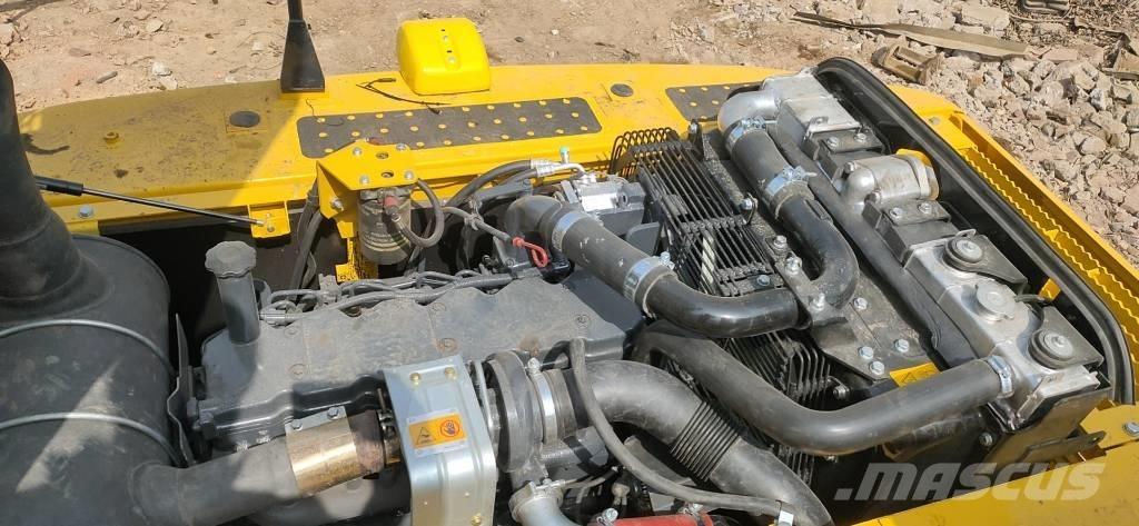 Komatsu pc200-8 Pásové rýpadlá