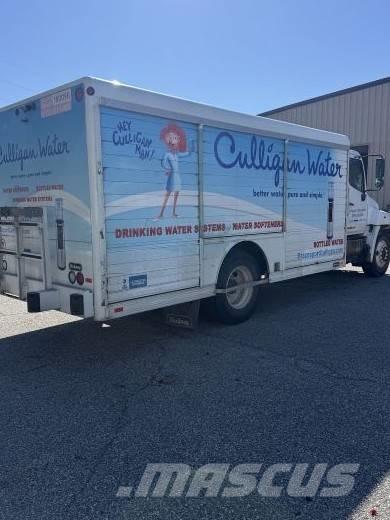 Hino 268 Vozidlá pre prepravu nápojov