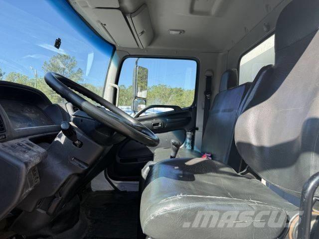 Hino 268 Vozidlá pre prepravu nápojov