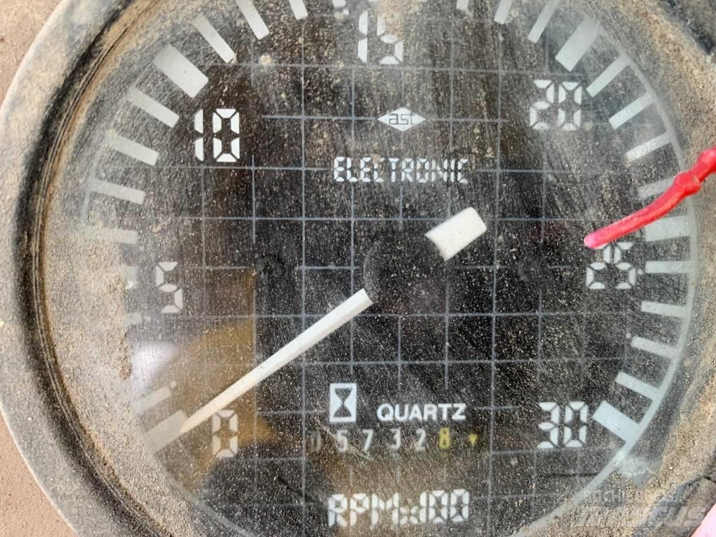 Hydrema 910 Stavebné sklápače