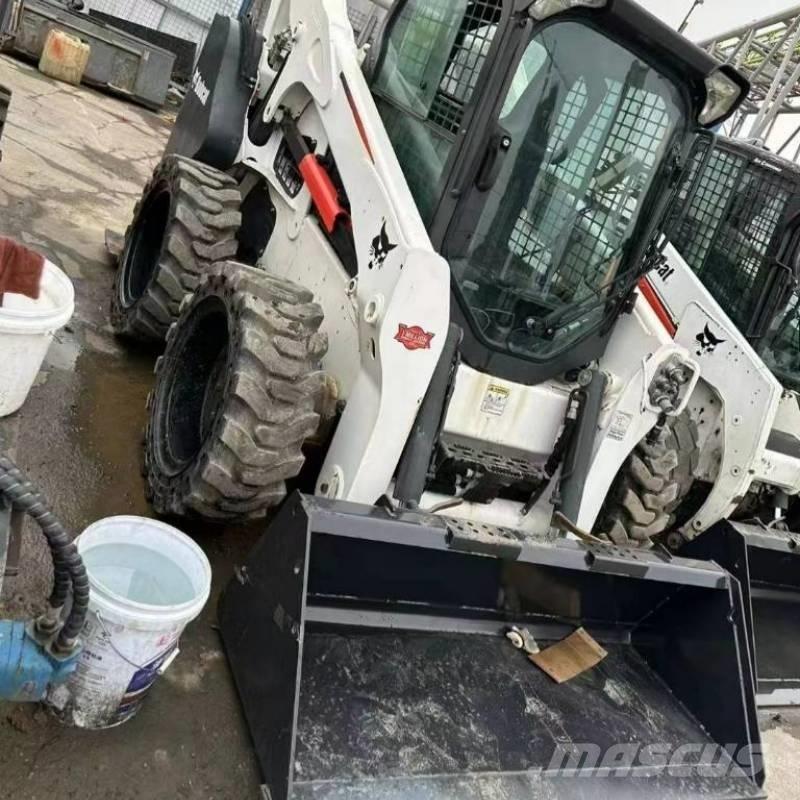 Bobcat S 750 Šmykom riadené nakladače