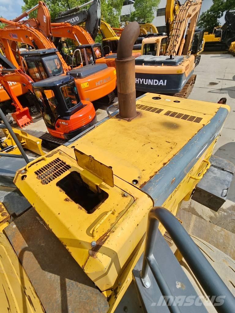 Komatsu WA 500 Kolesové nakladače
