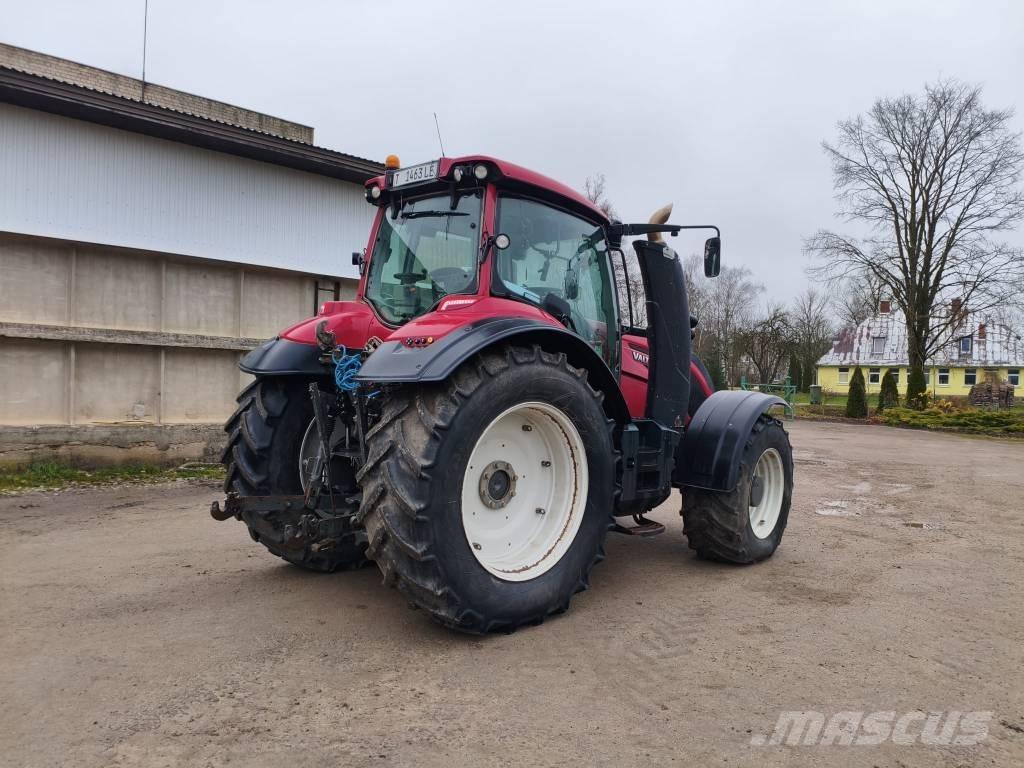Valtra T 234 V Traktory