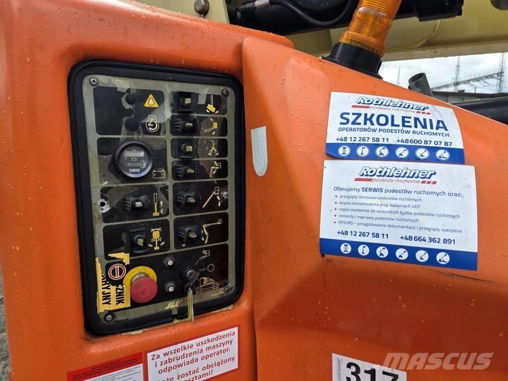 JLG 400 AJP Kĺbové plošiny