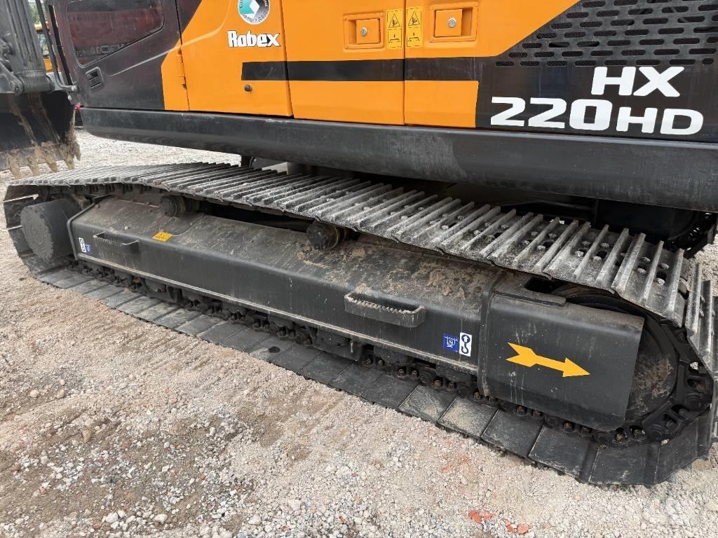 Hyundai HX 220 Pásové rýpadlá