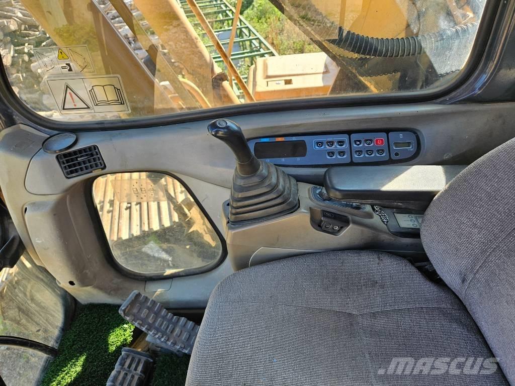 CASE CX 210 C Pásové rýpadlá