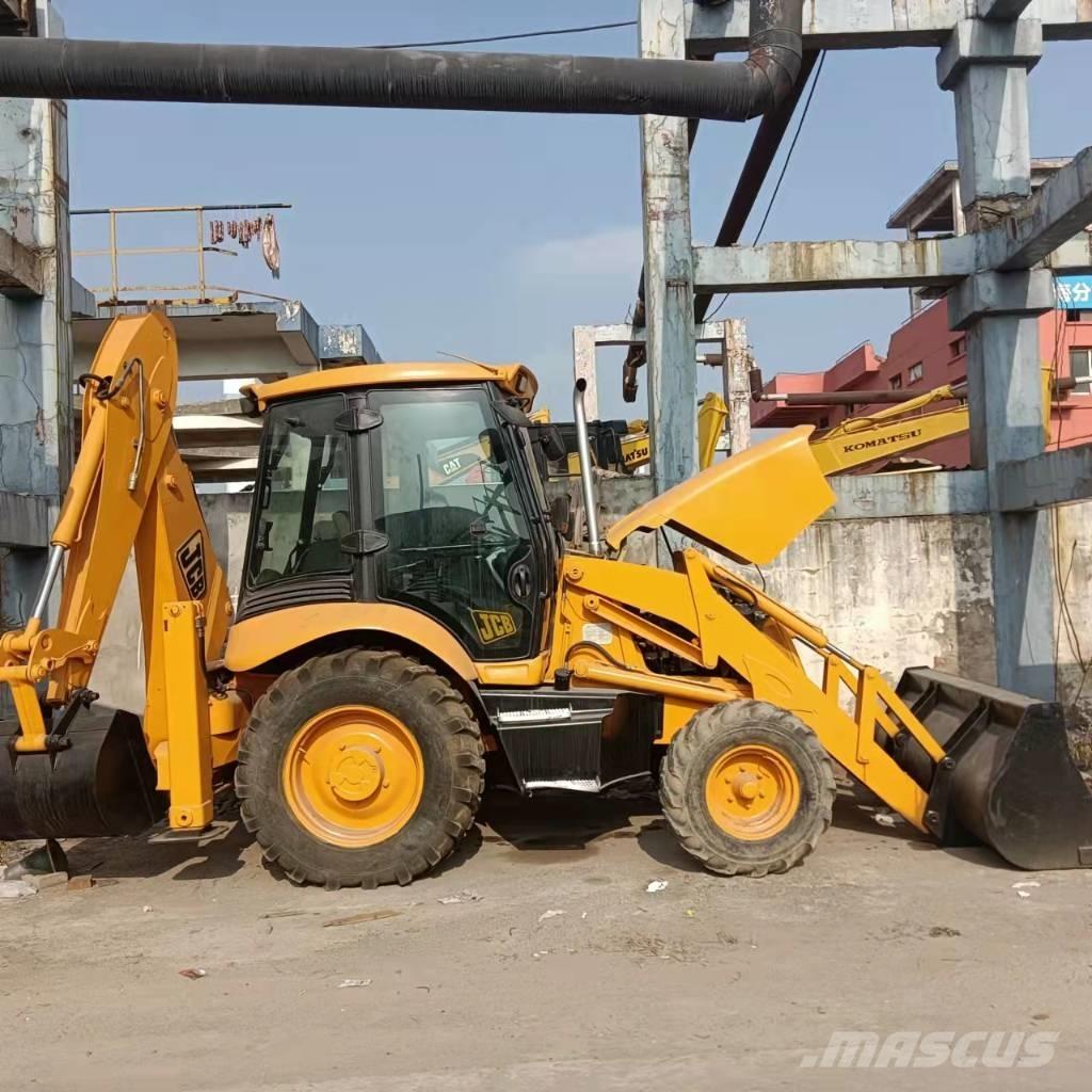 JCB 3CX Rýpadlo-nakladače