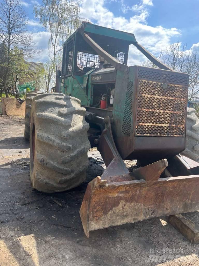 Timberjack 450C Skiddery