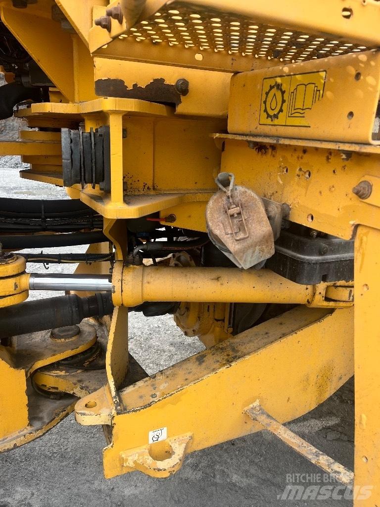 Volvo L 120 F Kolesové nakladače