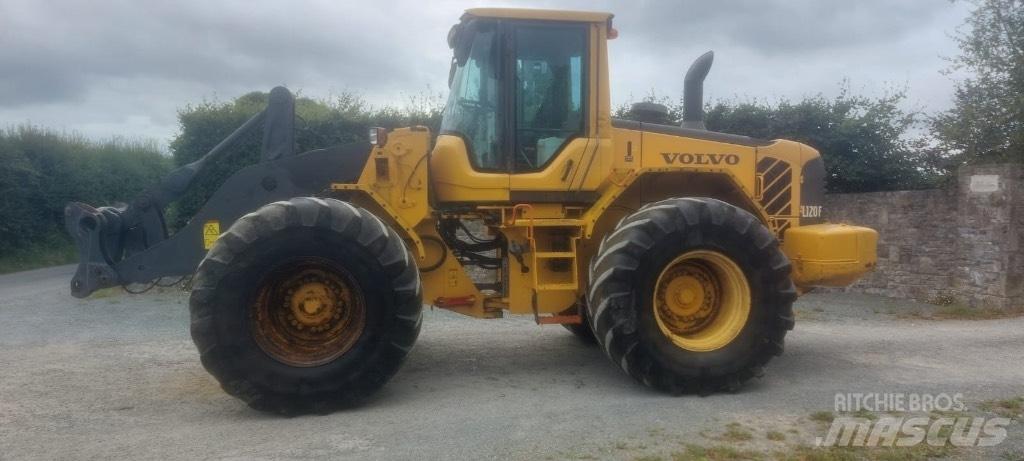 Volvo L 120 F Kolesové nakladače