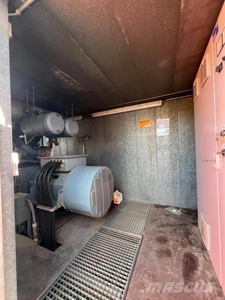 MAN 470 KVA Naftové generátory