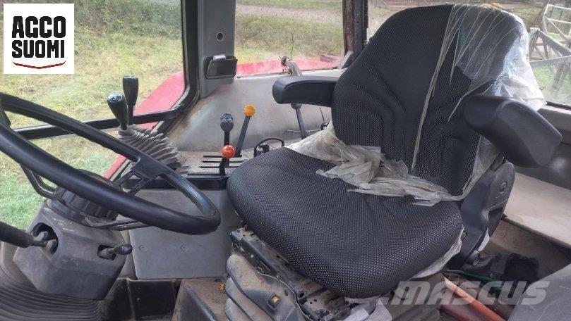 Case IH 5130 Traktory