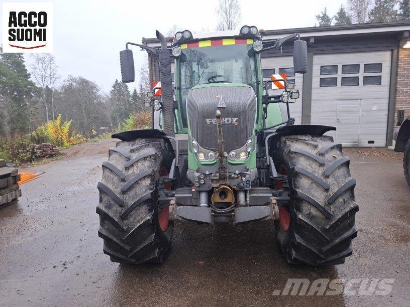 Fendt 828 Traktory