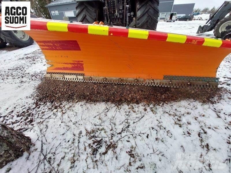 FMG ALUEAURA AA330 Snežné pluhy, predné snežné radlice