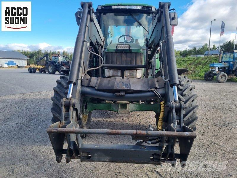 John Deere 6430 Traktory