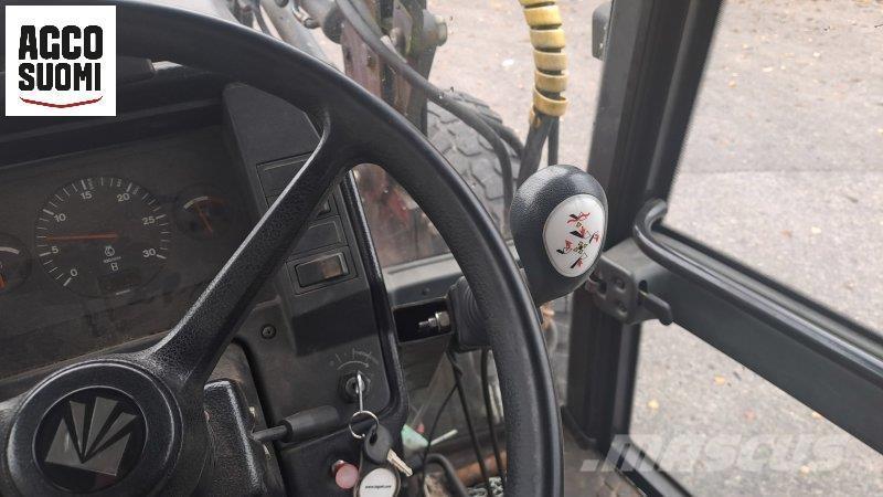 Valmet 8400 Traktory