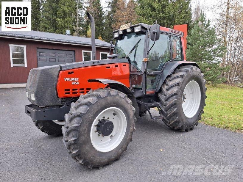 Valmet 8750 Traktory