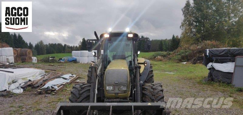 Valtra C120 Traktory