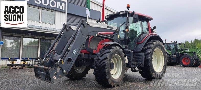 Valtra N111 HITECH Traktory