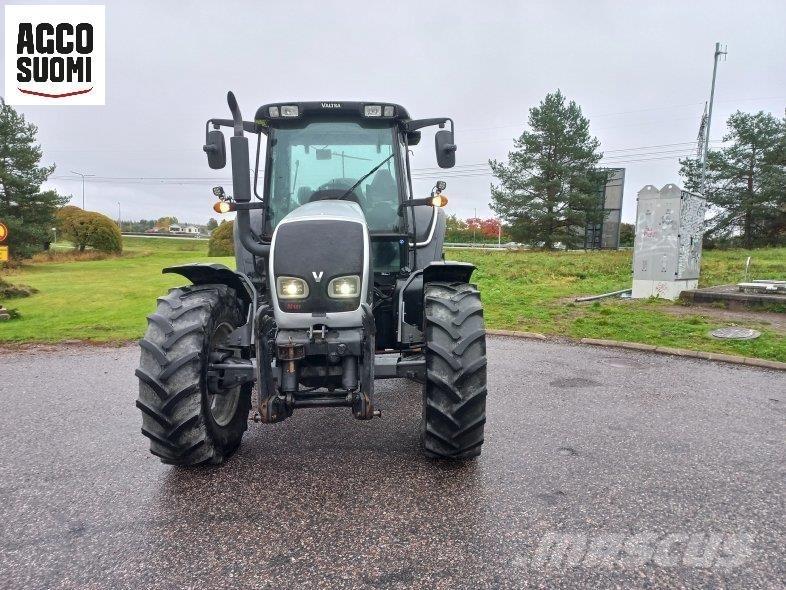 Valtra N141 A Traktory