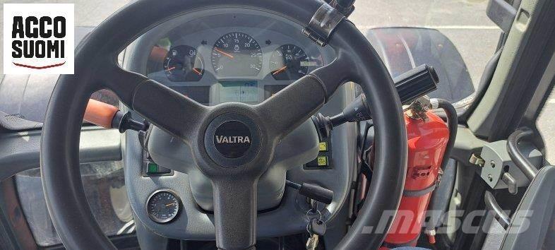 Valtra T151 A Traktory