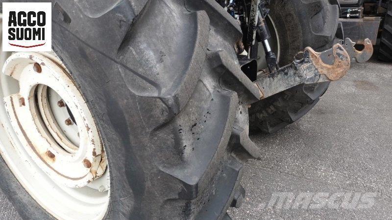 Valtra T151 H Traktory