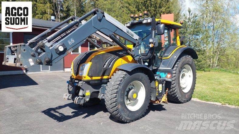 Valtra T153 H Traktory