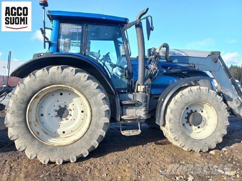 Valtra T173 HITECH Traktory