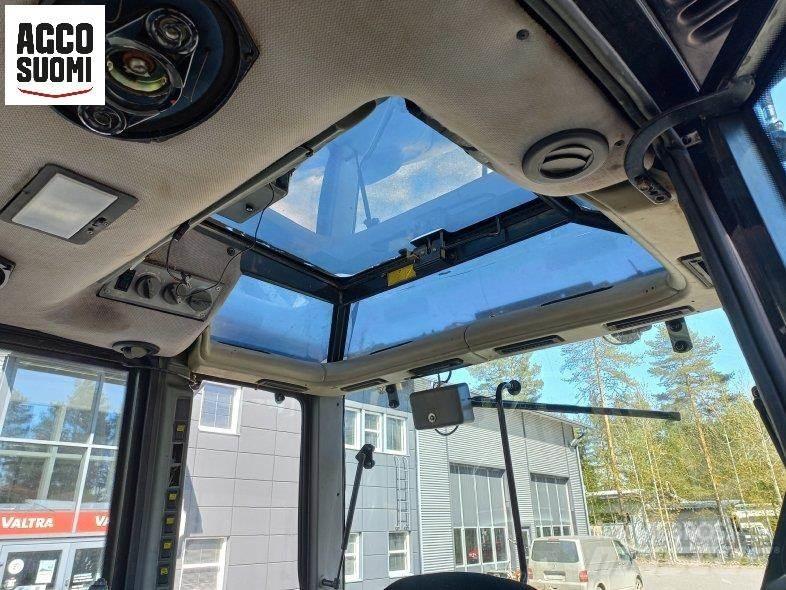 Valtra T190 Traktory
